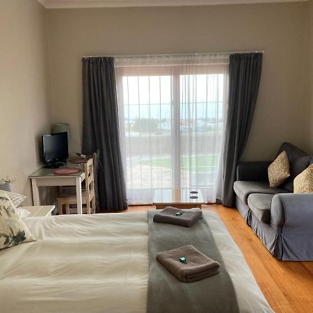 Kirknewton Hotel Port Elizabeth Bagian luar foto