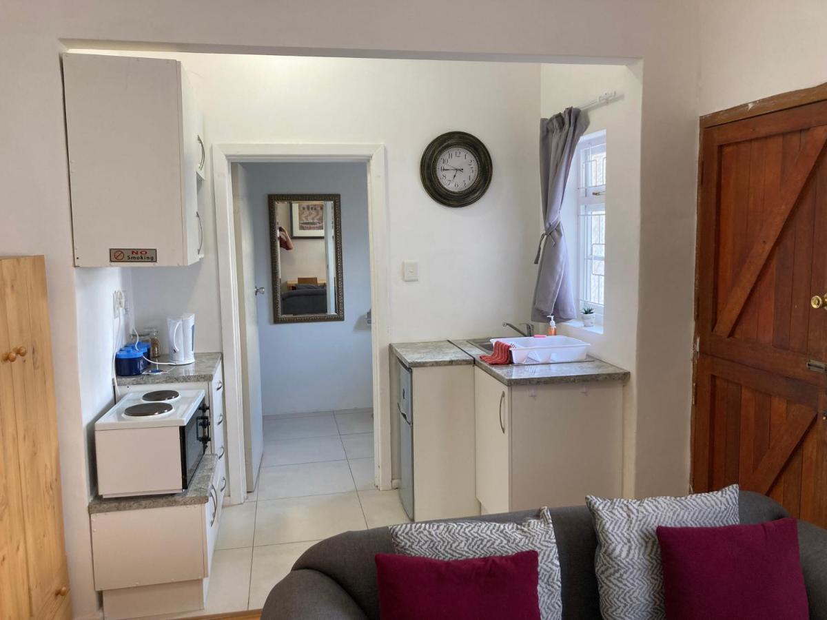Kirknewton Hotel Port Elizabeth Bagian luar foto