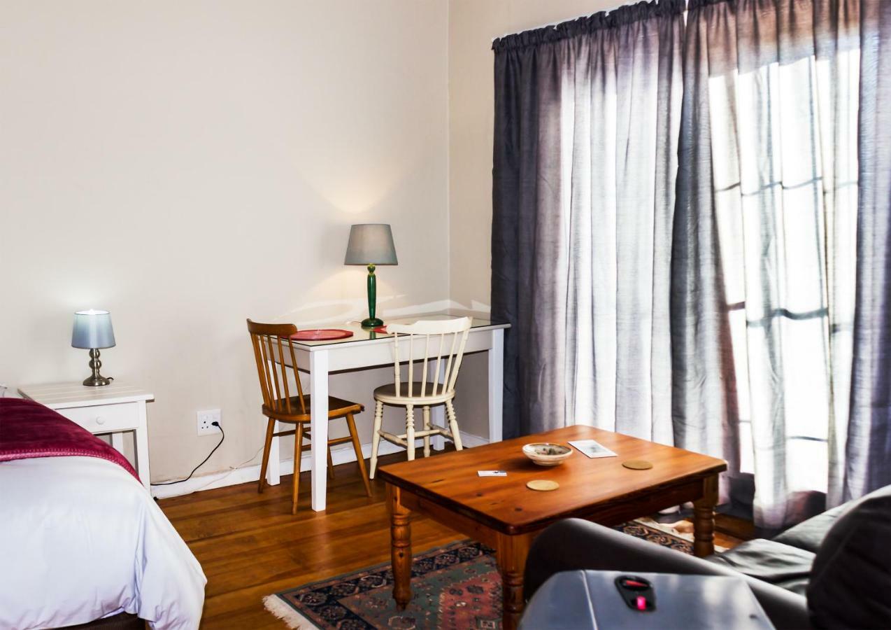 Kirknewton Hotel Port Elizabeth Bagian luar foto