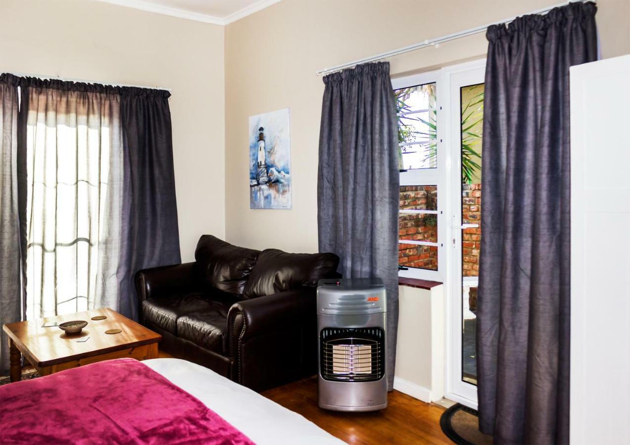 Kirknewton Hotel Port Elizabeth Bagian luar foto